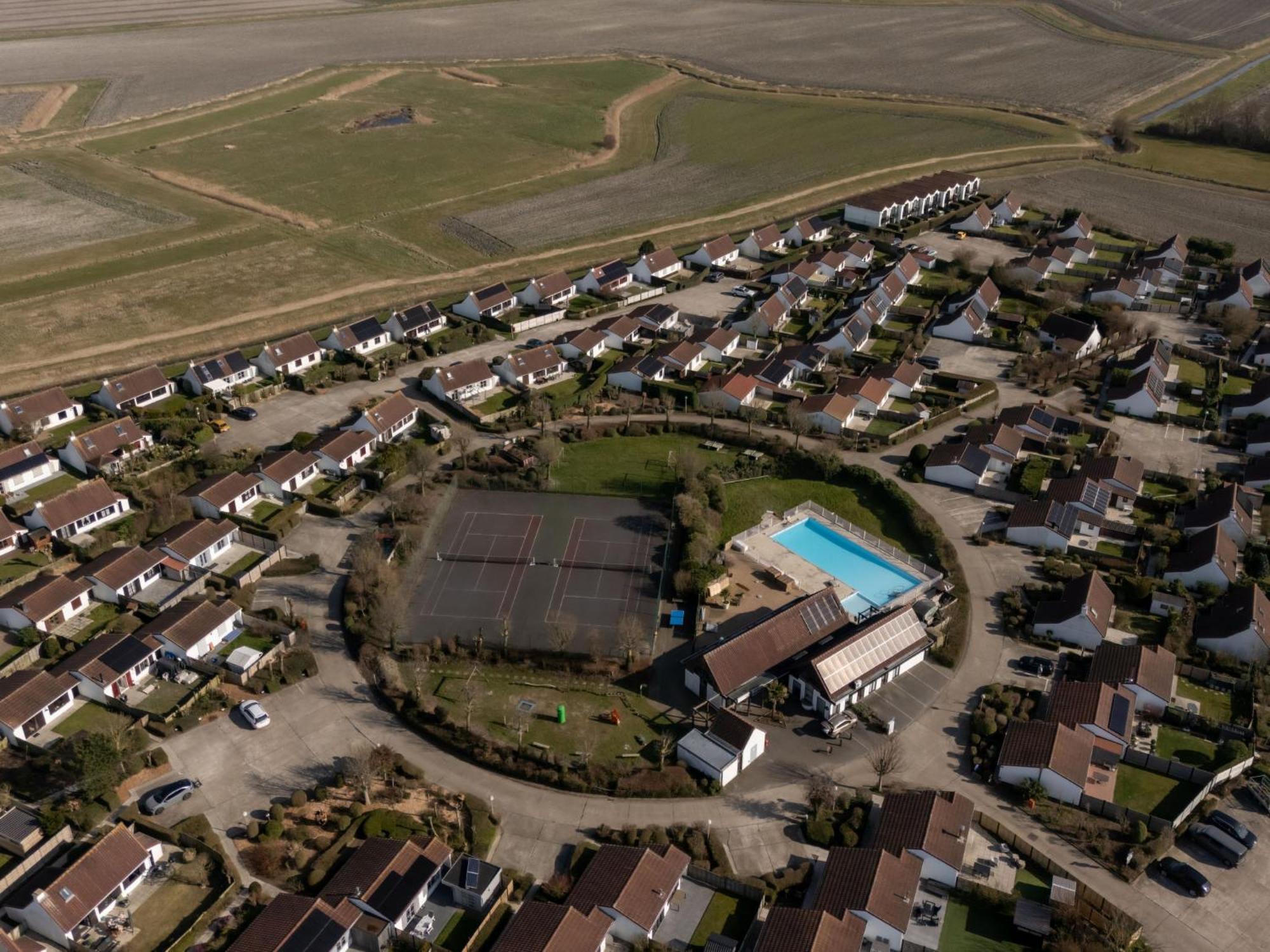 Holiday Home Zeepark Zeepolder-7 By Interhome De Haan Luaran gambar